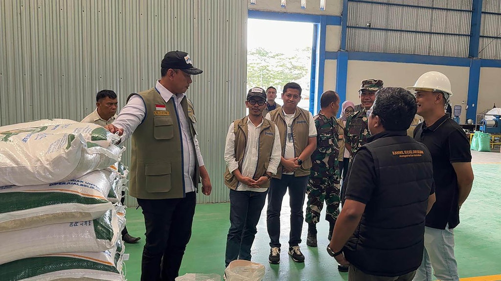 Dirut BULOG Dorong Pemanfaatan Sekam Padi Bernilai Ekonomis Dirut BULOG Dorong Pemanfaatan Sekam Padi Bernilai Ekonomis