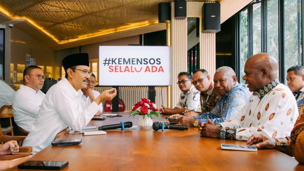 Gus Ipul Dorong Pembangunan Sekolah Rakyat di Papua Barat Gus Ipul Dorong Pembangunan Sekolah Rakyat di Papua Barat