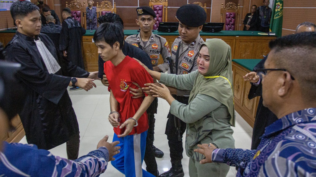 KY Buka Pengaduan Vonis Hakim 5 Tahun ke ABK di Kasus Sabu 2 Ton KY Buka Pengaduan Vonis Hakim 5 Tahun ke ABK di Kasus Sabu 2 Ton