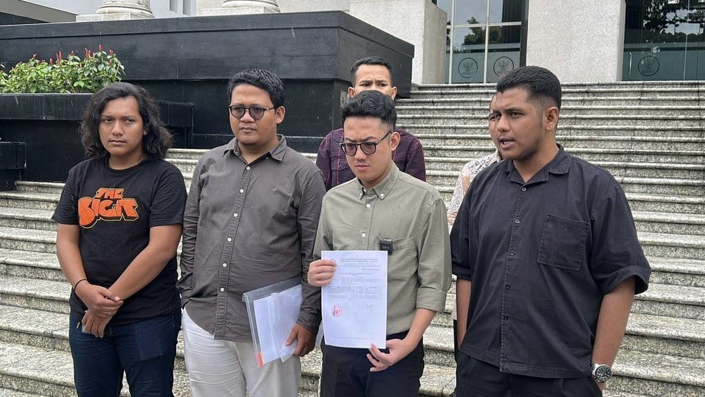 Delpedro Gugat 3 Pasal dalam KUHP Baru ke Mahkamah Konstitusi Delpedro Gugat 3 Pasal dalam KUHP Baru ke Mahkamah Konstitusi