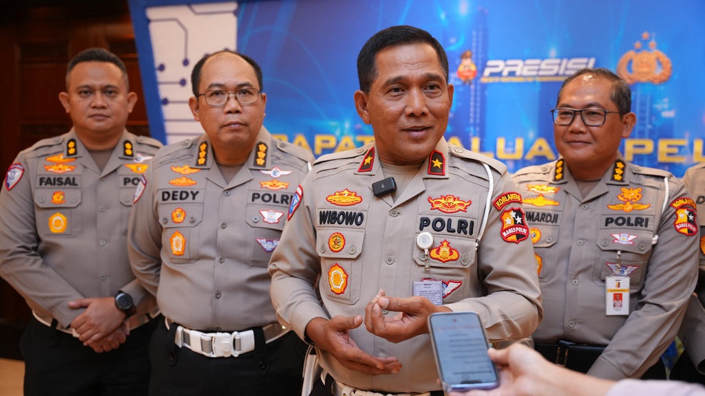 Polisi Bongkar Sindikat Pemalsuan STNK dan BPKP Polisi Bongkar Sindikat Pemalsuan STNK dan BPKP