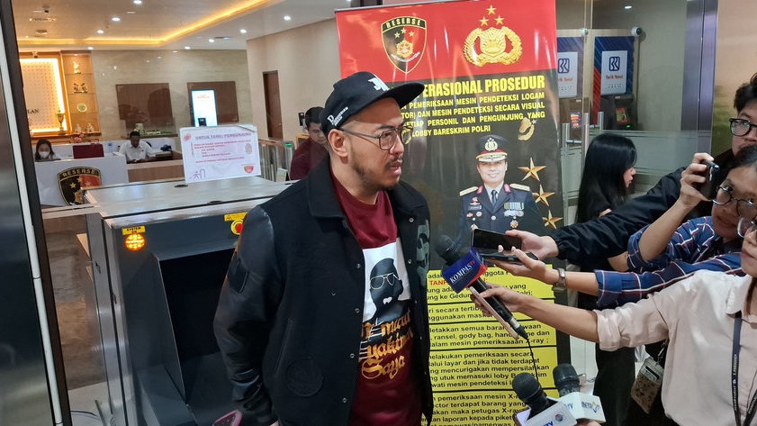 Pandji Penuhi Panggilan Polisi, Harap Kasus Toraja Berujung RJ Pandji Penuhi Panggilan Polisi, Harap Kasus Toraja Berujung RJ