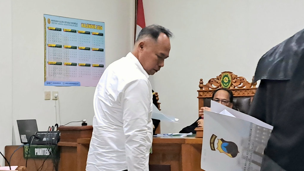 AKBP Basuki Ngaku Bersalah di Kasus Kematian Dosen Muda Levi AKBP Basuki Ngaku Bersalah di Kasus Kematian Dosen Muda Levi