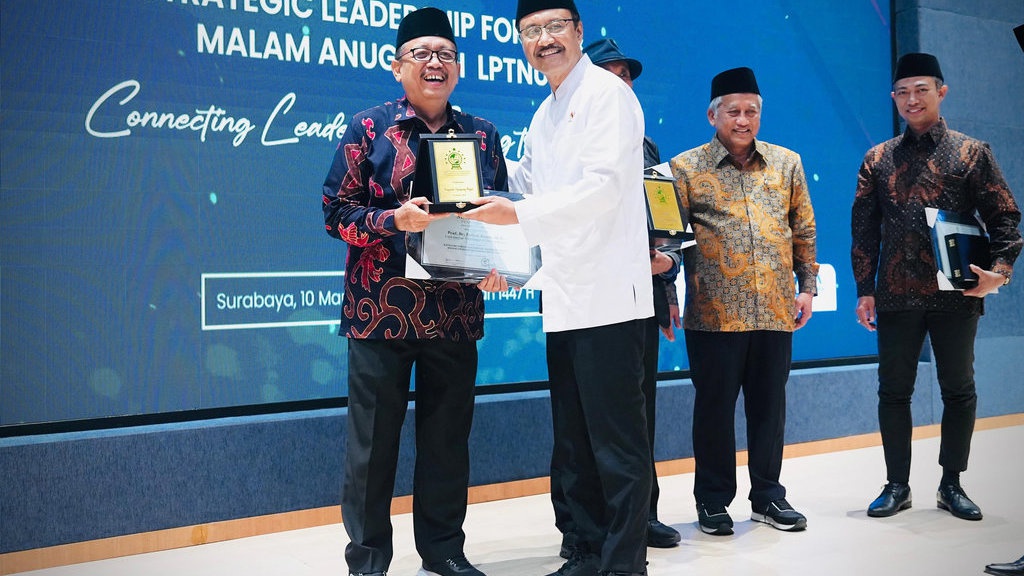 Mensos Gus Ipul Ajak Kampus NU Dukung Sekolah Rakyat Mensos Gus Ipul Ajak Kampus NU Dukung Sekolah Rakyat