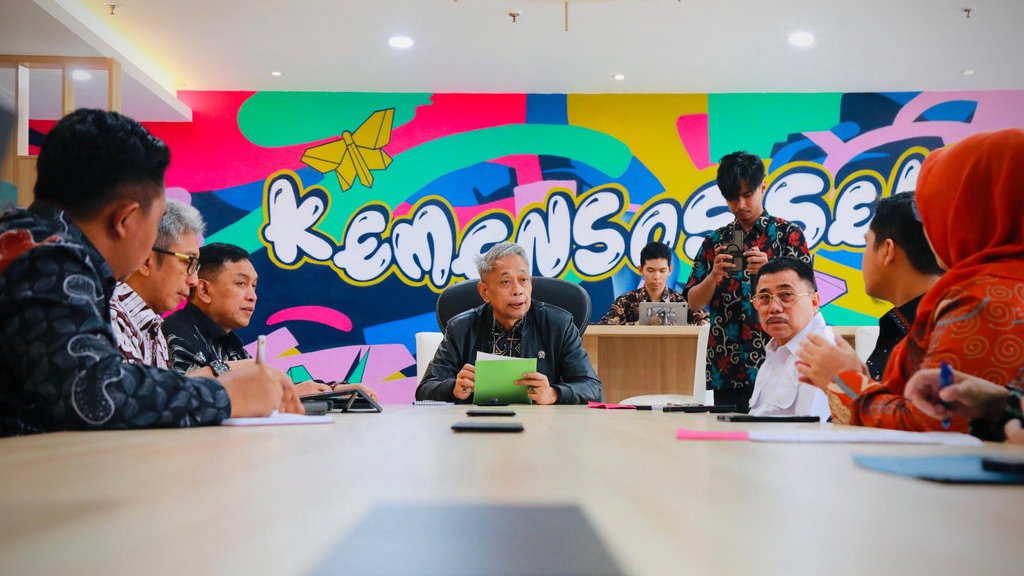 Wamensos Agus Jabo Dorong Pembangunan Sekolah Rakyat di Majene Wamensos Agus Jabo Dorong Pembangunan Sekolah Rakyat di Majene