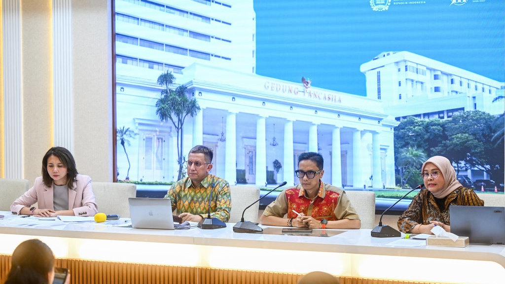 Indonesia Tunda KTT D8 Imbas Eskalasi Konflik Timur Tengah Indonesia Tunda KTT D8 Imbas Eskalasi Konflik Timur Tengah
