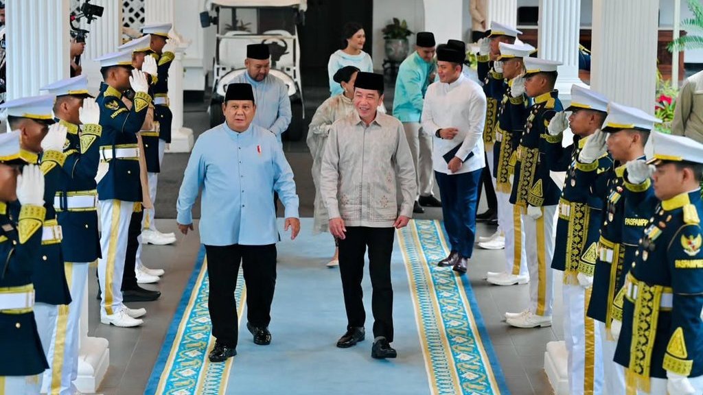 Prabowo Halalbihalal dengan Jokowi dan SBY di Istana Merdeka Prabowo Halalbihalal dengan Jokowi dan SBY di Istana Merdeka