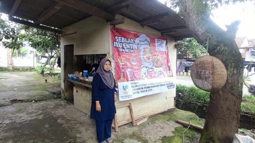 Entin Dapat Bantuan Pemberdayaan usai Anak Masuk Sekolah Rakyat Entin Dapat Bantuan Pemberdayaan usai Anak Masuk Sekolah Rakyat