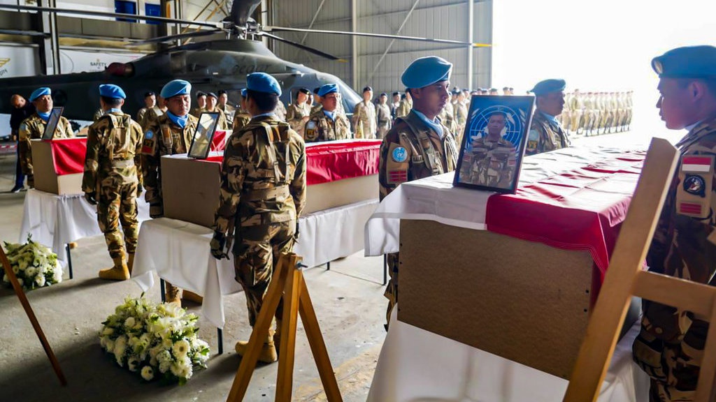 90 Polisi Amankan Kedatangan Jenazah TNI UNIFIL di Soetta 90 Polisi Amankan Kedatangan Jenazah TNI UNIFIL di Soetta