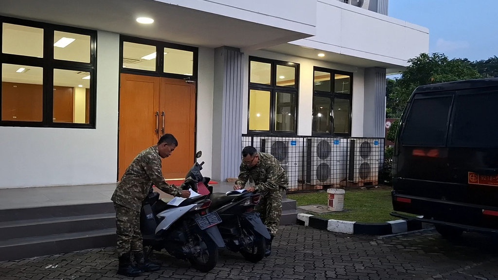 TNI Limpahkan 4 Anggota Penyiram Air Keras Andrie Yunus ke Otmil TNI Limpahkan 4 Anggota Penyiram Air Keras Andrie Yunus ke Otmil