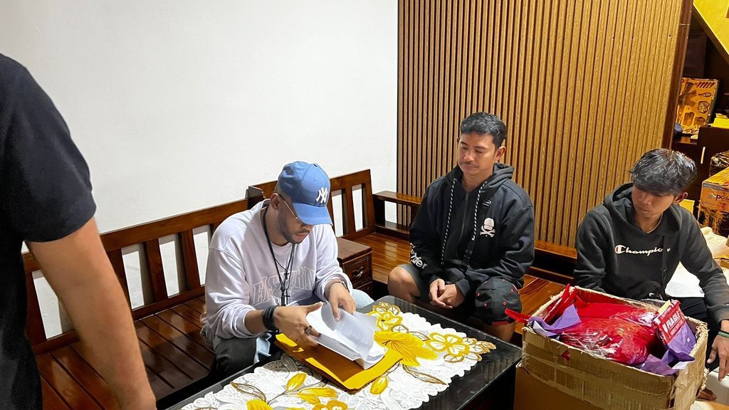 Bareskrim Bongkar Industri Kosmetik Berbahan Merkuri di Bogor Bareskrim Bongkar Industri Kosmetik Berbahan Merkuri di Bogor
