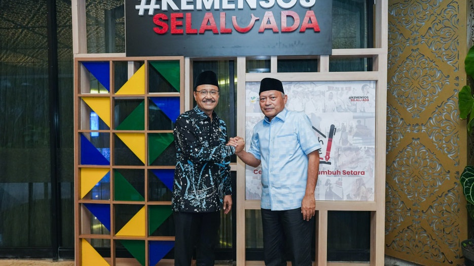 Mensos dan Wagub Malut Bahas Penanganan Konflik hingga Proyek SR Mensos dan Wagub Malut Bahas Penanganan Konflik hingga Proyek SR