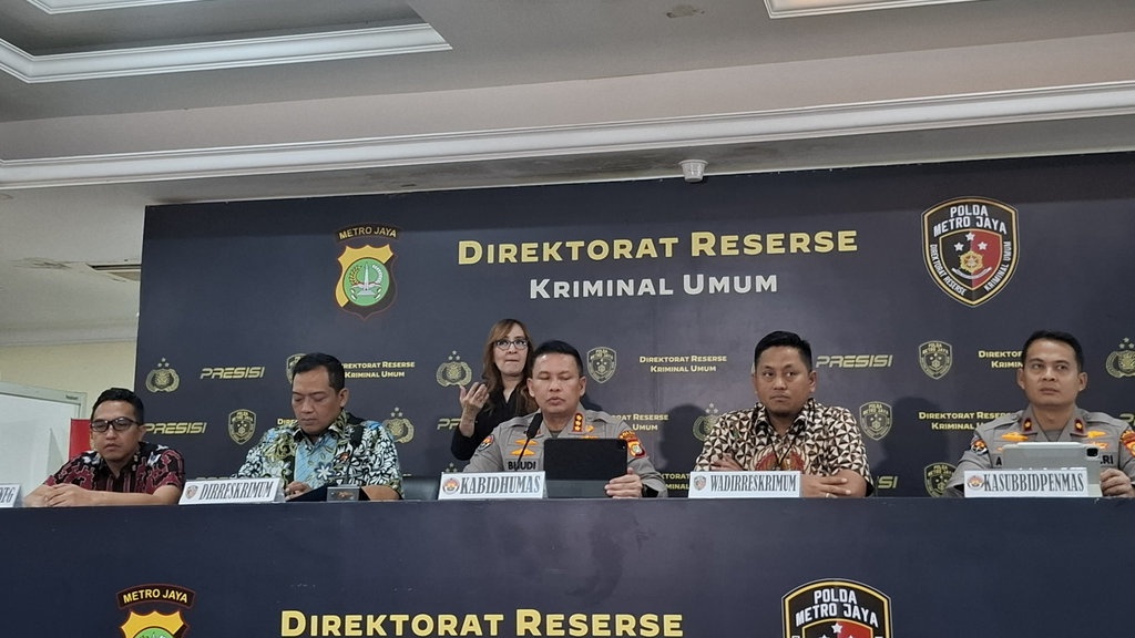 Alasan PMJ Setop Penyidikan 3 Tersangka Kasus Ijazah Jokowi Alasan PMJ Setop Penyidikan 3 Tersangka Kasus Ijazah Jokowi
