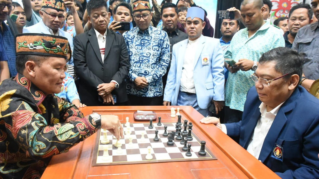 Agustiar Sabran Jadikan Kalteng Pilot Project Edukasi Catur Agustiar Sabran Jadikan Kalteng Pilot Project Edukasi Catur