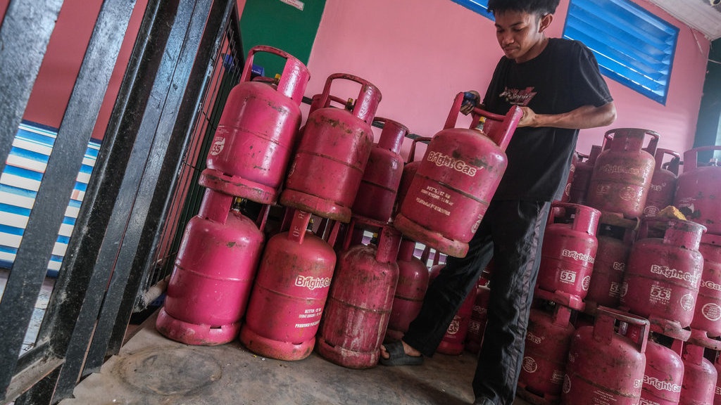 Harga LPG Non-Subsidi Naik, UMKM & Resto Putar Otak Atur Siasat Harga LPG Non-Subsidi Naik, UMKM & Resto Putar Otak Atur Siasat