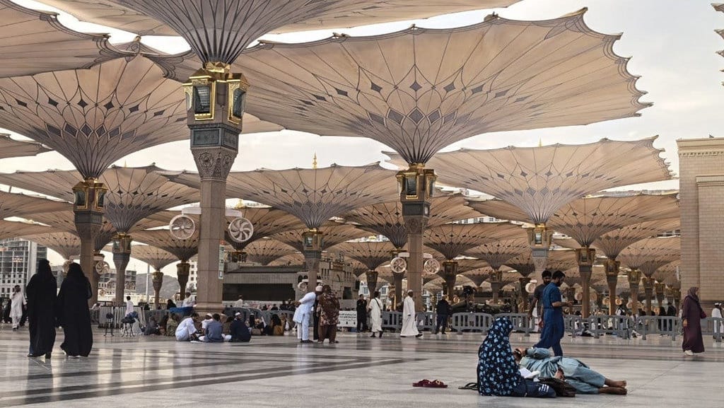Awas Kena Sanksi, Ini Larangan di Masjid Nabawi bagi Jemaah Haji Awas Kena Sanksi, Ini Larangan di Masjid Nabawi bagi Jemaah Haji