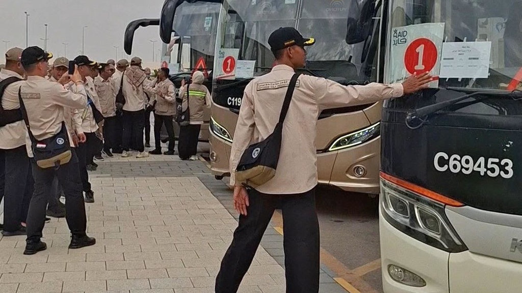 PPIH Siapkan 6.000 Bus untuk Angkut Jamaah Haji Indonesia 2026 PPIH Siapkan 6.000 Bus untuk Angkut Jamaah Haji Indonesia 2026
