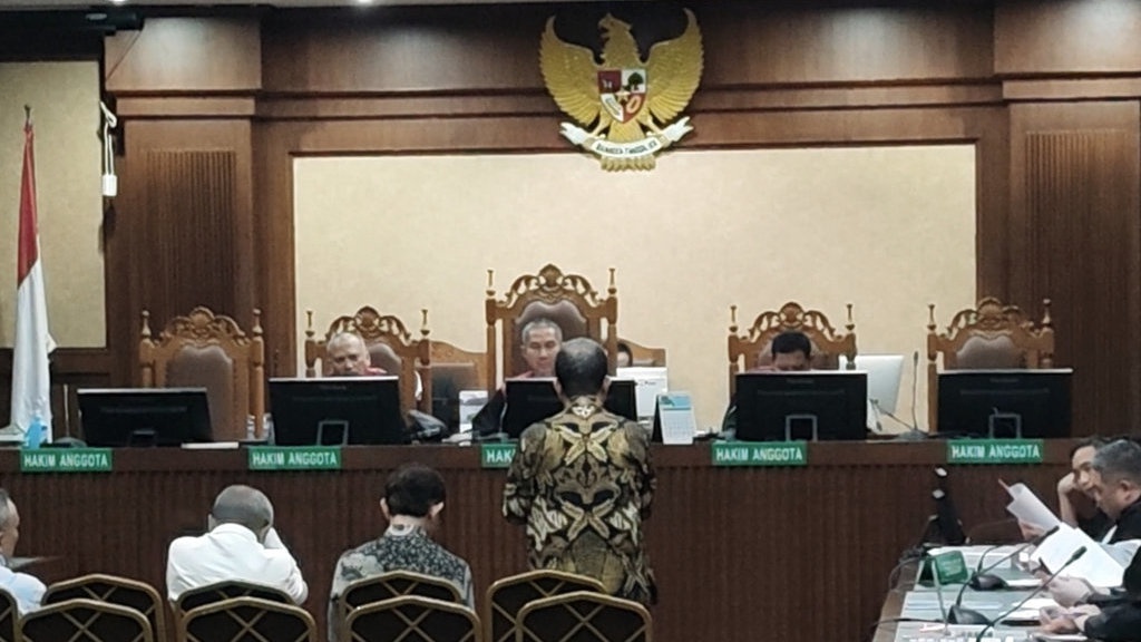 Alfian Nasution: Tuntutan JPU ke Saya Bukan karena Korupsi Nyata Alfian Nasution: Tuntutan JPU ke Saya Bukan karena Korupsi Nyata