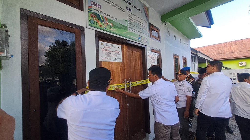 Pemkot Banda Aceh Segel Permanen Daycare Lakukan Kekerasan Anak Pemkot Banda Aceh Segel Permanen Daycare Lakukan Kekerasan Anak