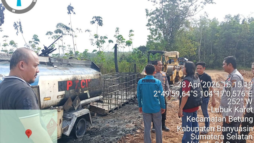 Tangki Penampungan BBM di Sumsel Meledak, 4 Pekerja Luka Berat Tangki Penampungan BBM di Sumsel Meledak, 4 Pekerja Luka Berat