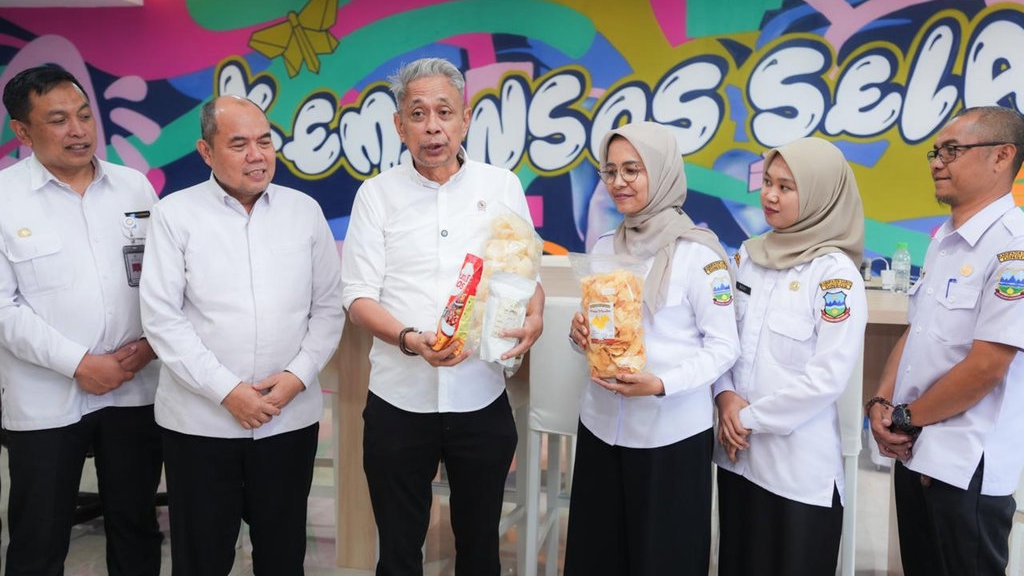 Wamensos Apresiasi Garut & Kudus Percepat Program Sekolah Rakyat Wamensos Apresiasi Garut & Kudus Percepat Program Sekolah Rakyat