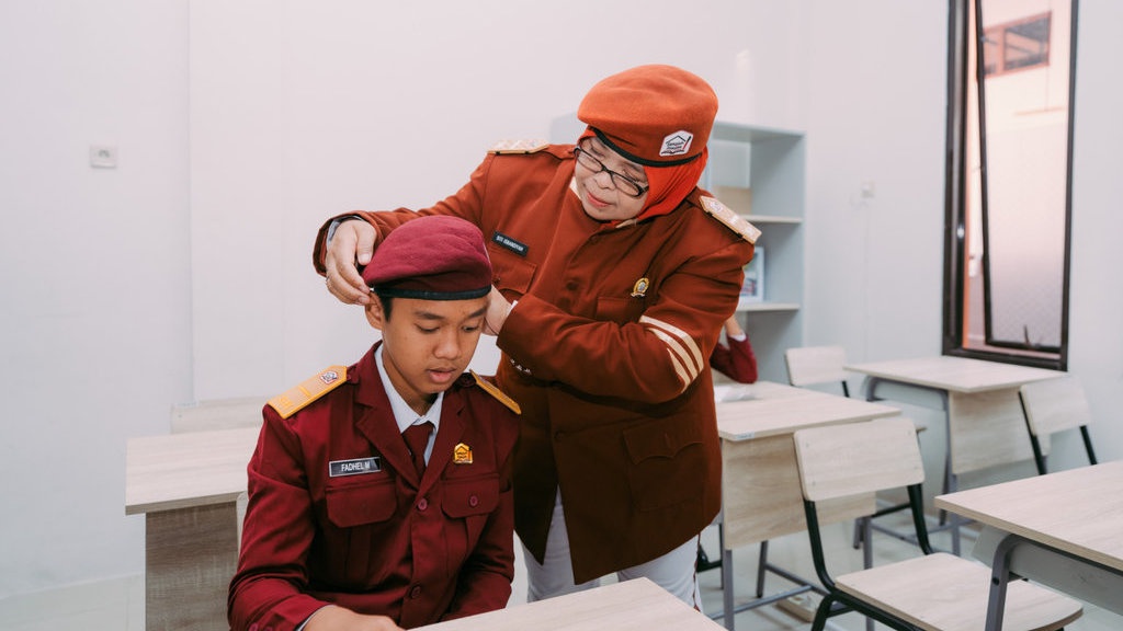 Siti Pilih Sekolah Rakyat Meski Sempat Jadi Kepsek SMA Favorit Siti Pilih Sekolah Rakyat Meski Sempat Jadi Kepsek SMA Favorit