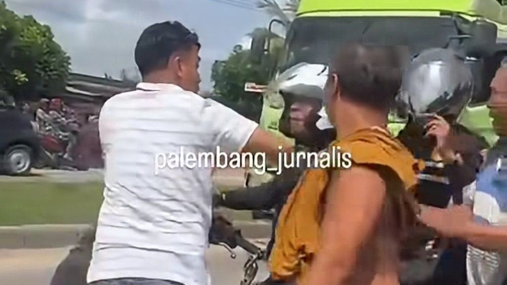 5 dari 19 Petugas Dishub Palembang Gelar Razia Ilegal Dipecat 5 dari 19 Petugas Dishub Palembang Gelar Razia Ilegal Dipecat
