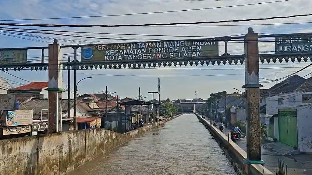 Benarkah Banjir Taman Mangu Tangsel karena Kali Ciputat Berubah? Benarkah Banjir Taman Mangu Tangsel karena Kali Ciputat Berubah?