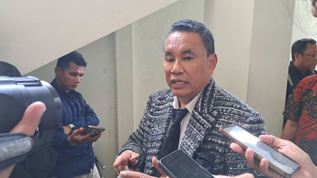 Hotman Tak Terima Putusan Korupsi Sritex & Akan Ajukan Banding Hotman Tak Terima Putusan Korupsi Sritex & Akan Ajukan Banding