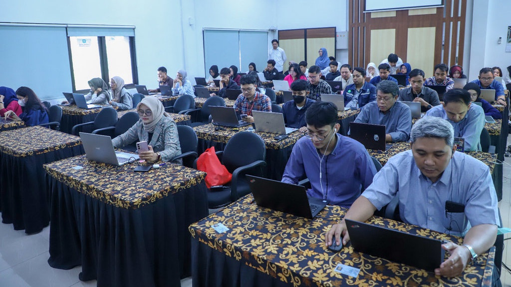 Kemnaker Gelar Sertifikasi 2.100 Calon Ahli K3 Umum Batch 2 Kemnaker Gelar Sertifikasi 2.100 Calon Ahli K3 Umum Batch 2