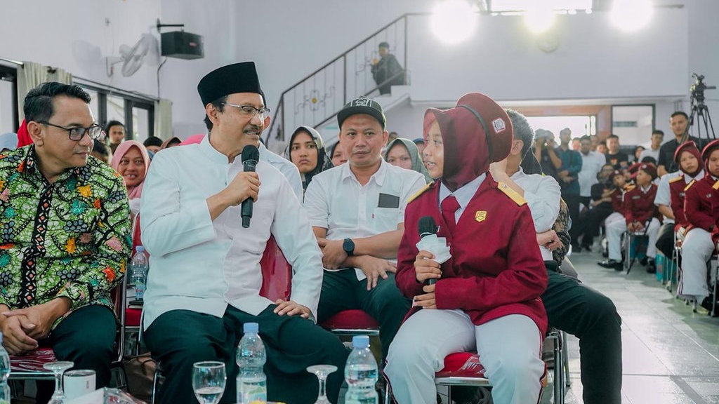 Mensos Gus Ipul Serukan Jajaran Kemensos Jauhi Korupsi Mensos Gus Ipul Serukan Jajaran Kemensos Jauhi Korupsi