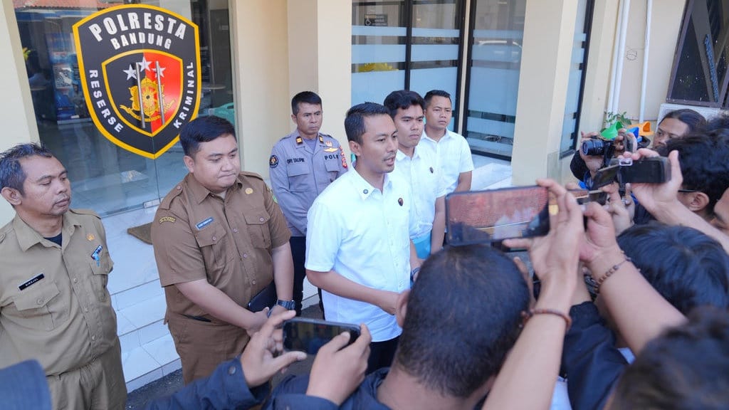 PT TDP Jadi Tersangka Kasus Limbah B3 di Kabupaten Bandung PT TDP Jadi Tersangka Kasus Limbah B3 di Kabupaten Bandung