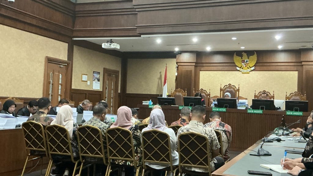 Miki Mahfud & Temurila Dituntut 3 Tahun Bui di Kasus Pemerasan Miki Mahfud & Temurila Dituntut 3 Tahun Bui di Kasus Pemerasan