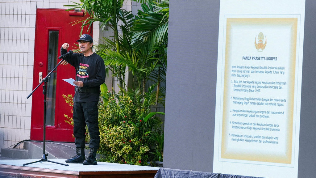 Pimpin Ikrar Anti Korupsi, Mensos: Harus Bersih dan Terbuka Pimpin Ikrar Anti Korupsi, Mensos: Harus Bersih dan Terbuka
