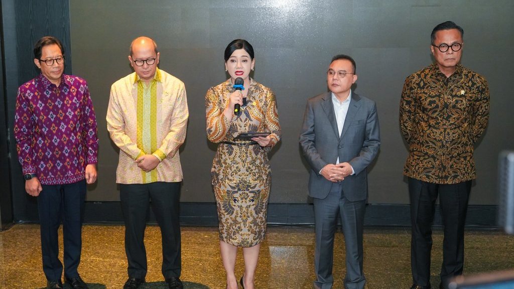 OJK Sebut Dana Kelolaan Reksa Dana Tembus Rp718,44 Triliun OJK Sebut Dana Kelolaan Reksa Dana Tembus Rp718,44 Triliun
