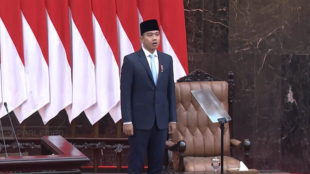 MK Nyatakan Gibran Tak Terbukti Miliki Ijazah Setara SLTA MK Nyatakan Gibran Tak Terbukti Miliki Ijazah Setara SLTA