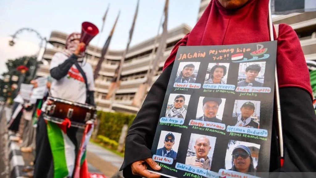 Aktivis Flotilla untuk Gaza Disengat Listrik di Tahanan Israel Aktivis Flotilla untuk Gaza Disengat Listrik di Tahanan Israel