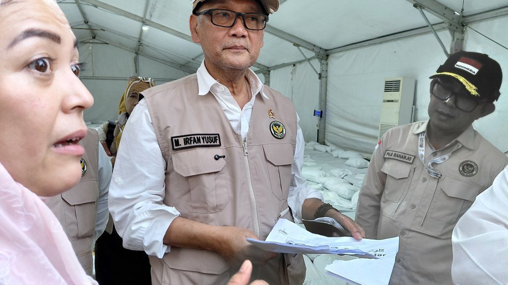 Amirulhaj Tinjau Tenda Arafah, Temukan Jumlah Bed Tidak Sesuai Amirulhaj Tinjau Tenda Arafah, Temukan Jumlah Bed Tidak Sesuai