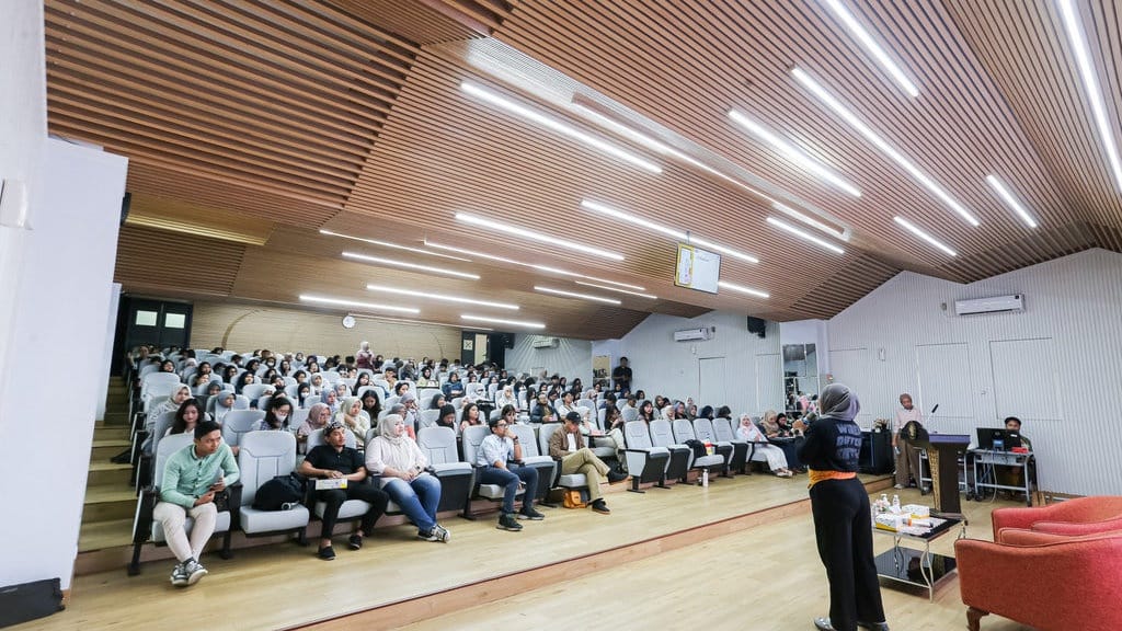 Tirto-Bank Jago Ajak Mahasiswa Undip Belajar Kesehatan Finansial Tirto-Bank Jago Ajak Mahasiswa Undip Belajar Kesehatan Finansial