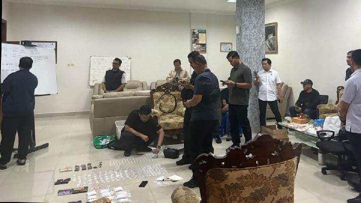 Kalapas Kerobokan Bali Dicopot Usai Kasus Temuan Narkoba di Sel Kalapas Kerobokan Bali Dicopot Usai Kasus Temuan Narkoba di Sel
