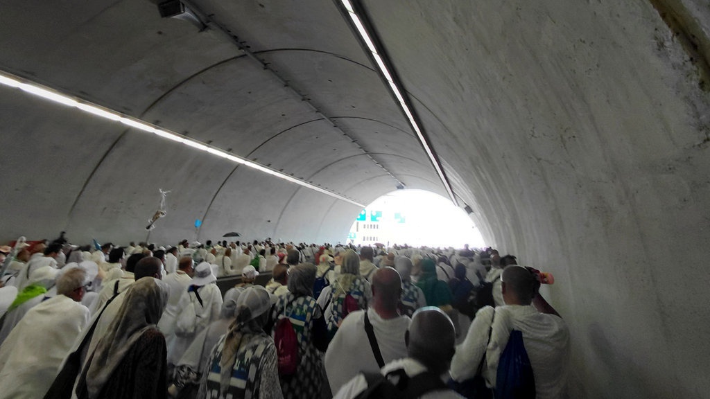 PPIH Larang Jemaah Haji Lempar Jumrah Pukul 10.00-14.00 WAS PPIH Larang Jemaah Haji Lempar Jumrah Pukul 10.00-14.00 WAS
