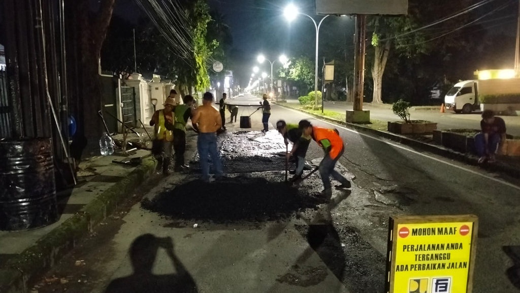 Imbas Konflik Iran-AS, Harga Aspal di Cirebon Naik 45 Persen Imbas Konflik Iran-AS, Harga Aspal di Cirebon Naik 45 Persen