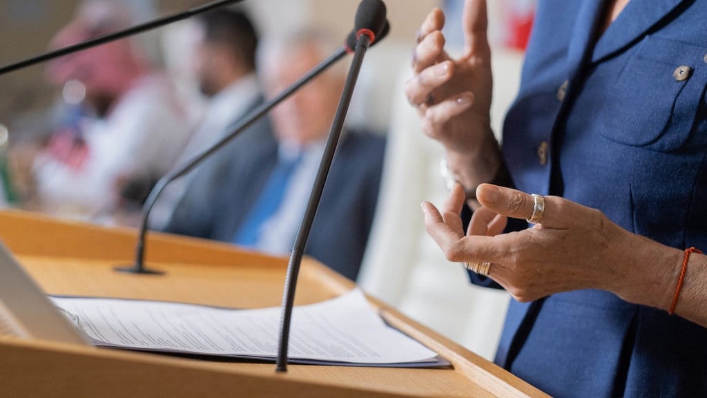 Kontestasi Perempuan di Arena Pemilu Bukan Sekadar Formalitas Kontestasi Perempuan di Arena Pemilu Bukan Sekadar Formalitas