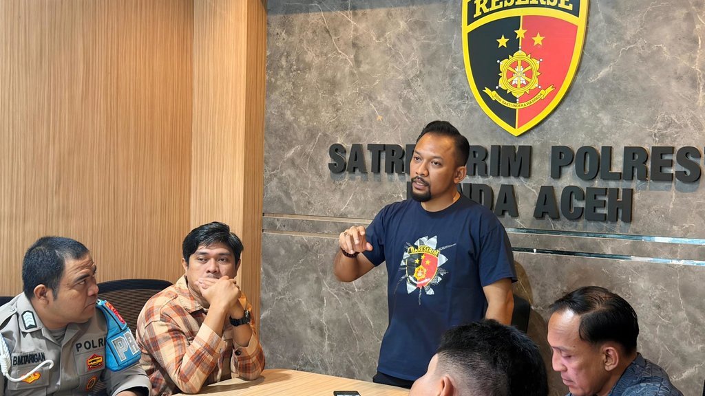 Polisi Tetapkan 2 Tersangka Pembakaran Fakultas Pertanian USK Polisi Tetapkan 2 Tersangka Pembakaran Fakultas Pertanian USK