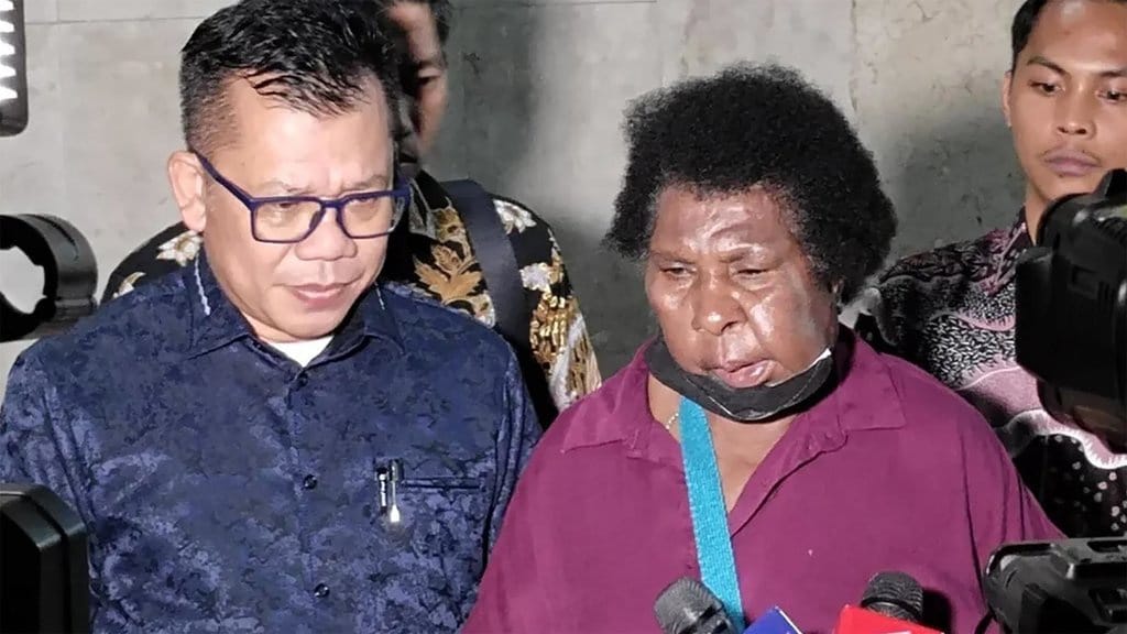 Siapa Mama Yasinta dan Apa Kaitannya dengan Film Pesta Babi? Siapa Mama Yasinta dan Apa Kaitannya dengan Film Pesta Babi?