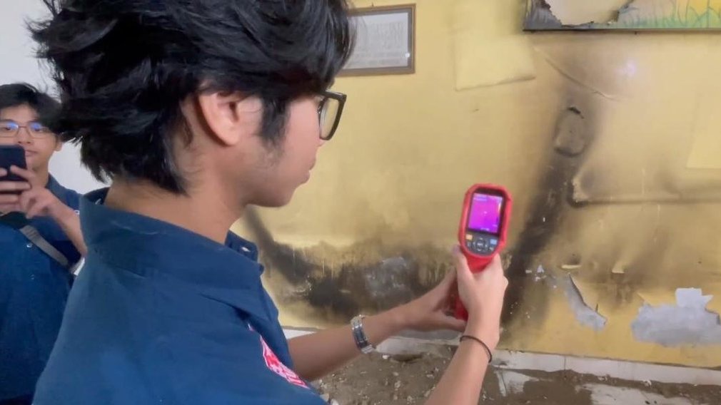 Penjelasan UGM & UPN soal Penyebab Kebakaran Misterius di Sleman Penjelasan UGM & UPN soal Penyebab Kebakaran Misterius di Sleman