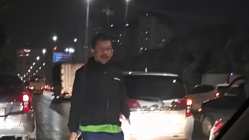 Polisi Tangkap Sopir Taksi Online yang Ngamuk di Tol JORR Polisi Tangkap Sopir Taksi Online yang Ngamuk di Tol JORR
