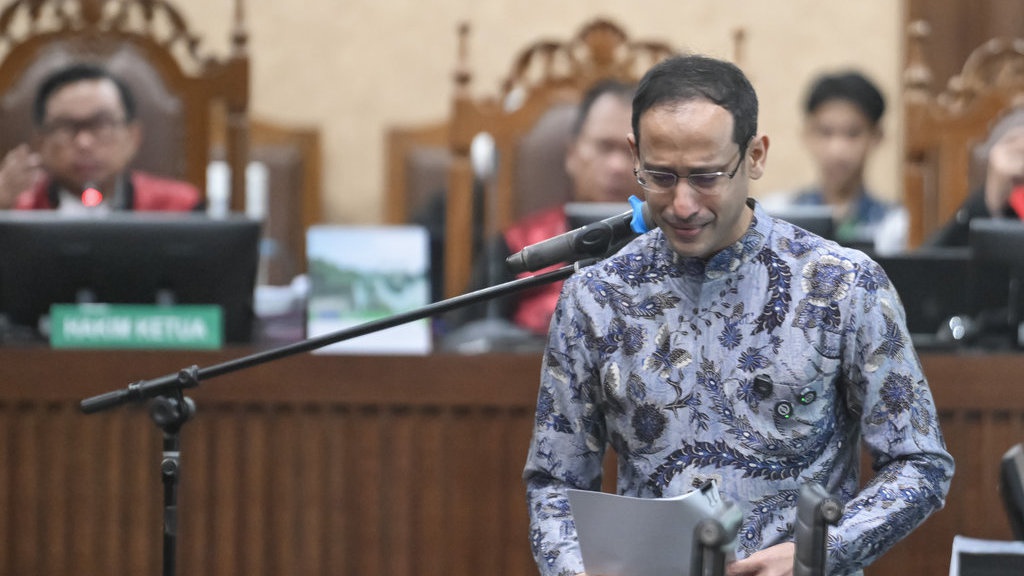 Nadiem Makarim Bantah Mark Up Harga Laptop Chromebook Nadiem Makarim Bantah Mark Up Harga Laptop Chromebook