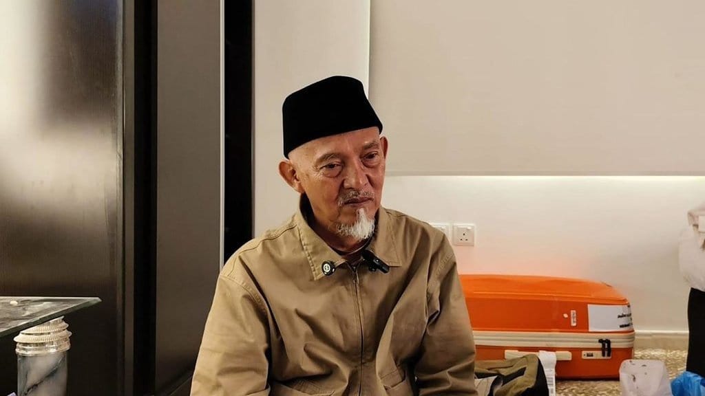 Kiai Kafabihi: Perbanyak Selawat & Ziarah Rasul Saat di Madinah Kiai Kafabihi: Perbanyak Selawat & Ziarah Rasul Saat di Madinah