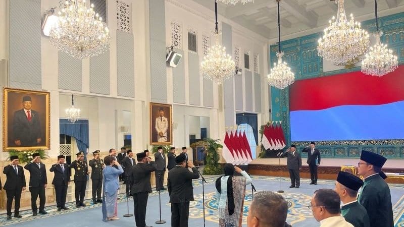 Prabowo Resmi Lantik Said Iqbal dan Pimpinan BGN yang Baru Prabowo Resmi Lantik Said Iqbal dan Pimpinan BGN yang Baru